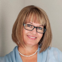 NADINE HILL