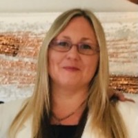Julie Leach