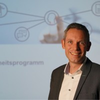 Dirk Hoffmann