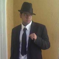 Luis S Lopez
