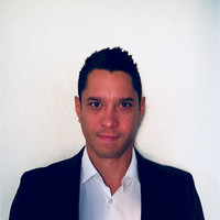 Juan E Lopez