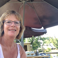 Corrie Van Den Hoek - Veldjesgraaf