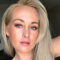 Stephanie Wright