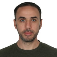 şeref özer