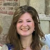 Julianne Greven, Ma