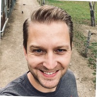 Daniel Schneider