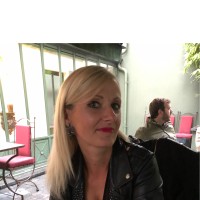 Jennyfer Bazelis