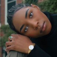 Isis Glover
