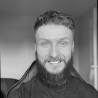 Dan Woollett