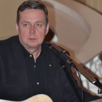 Jari J Mäenpää
