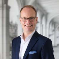 Dr. Stefan Hoerster