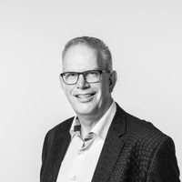 Erik W.