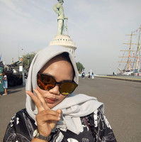 Adhelia Bunga