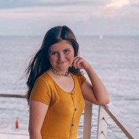 Julia Bell
