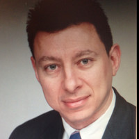 Leon Szlezinger