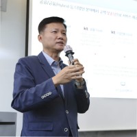 Dongsik Yun