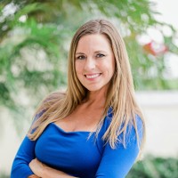 Lauren Hoefert Dunn