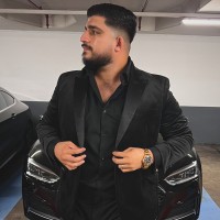 Muz Khan