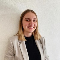 Anja Küng