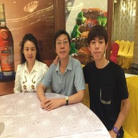 李新宏