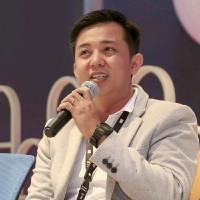 Tan Van