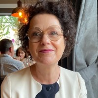 KARINE JAMES