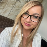 Izabela Hopkinson