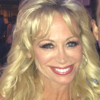 Joni Taylor