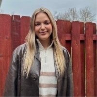 Tess Barker