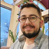 Caglayan Ceyhun Yüzüak