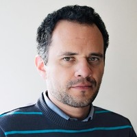 Adrián Puentes