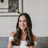 Suzan Amir