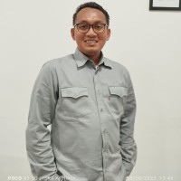Isra Apriadi