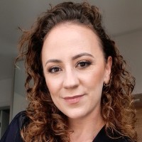 Cássia Larangeira Taborda Ribas
