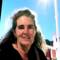 Helle Lone Christensen