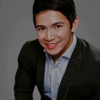 Raymond Diño