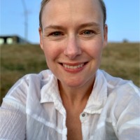 Britta Mount