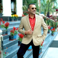 Dr. Nirvikar Lohan