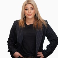 Linda Mnatsakanian