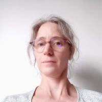 STEPHANIE MONNOT