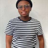 Siyanda Mhlom