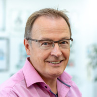 Roger Henze