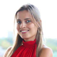 Claudia Correia
