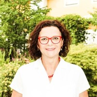 Dr. med. Erika Ober