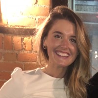 Olivia Janer (C)