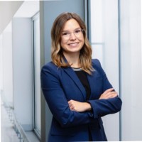 Caroline Martel, Pl. Fin.