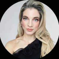 Nadja G.
