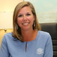 Jessica Dehoux, Amp
