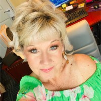 Tami English