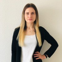 Annija Pluksna